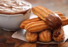 “Churros” Camilan Khas Spanyol Yang Bisa Temani Saat Masa Social Distancing!