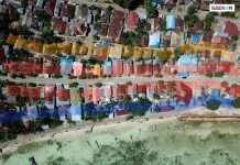 Beli Tenun Sekaligus Berwisata di Kampung ‘Warna-Warni’ Sulaa