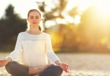 Peneliti Ungkapkan Meditasi Dapat Memperlambat Penuaan Otak