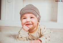 Bayi Suka Isep Jari, Bahaya Atau Tidak?