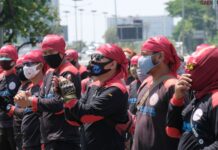 Nyesek, Ini Nasib Kontrak Buruh Usai UU Ciptaker Disahkan