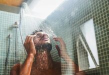 Bahaya Mandi Saat Berkeringat