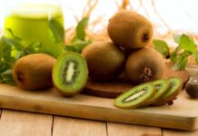 Cegah Kebutaan Dengan Konsumsi Buah Kiwi