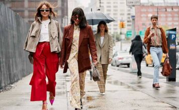 Bikin Tetap Stylish, Ini Fashion Yang Cocok Dipakai Saat Musim Hujan