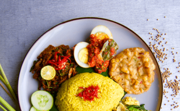 Filosofi Nasi Kuning