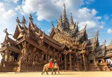 The Sanctuary of Truth: Bangunan Suci dan Indah di Pattaya The Sanctuary of Truth