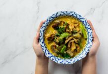 2 Resep jadi Satu, ini Asal Mula Kuliner Unik Rujak Soto Khas Banyuwangi