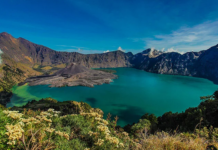 Mitos Larangan Mengambil Emas di Danau Segara Anak