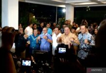 Gibran Rakabuming Raka Resmi Jadi Cawapres Prabowo Subianto, Rabu Siap Daftar ke KPU prabowo