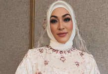 Posisi Duduk Angelina Sondakh saat acara Pengajian jadi sorotan