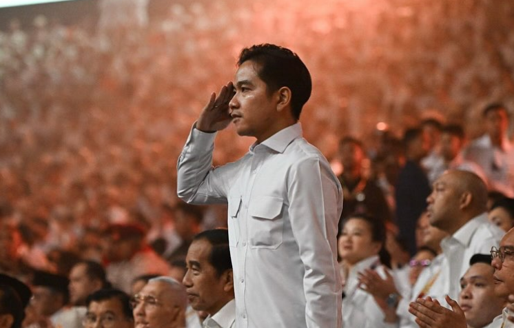 Kasus Pemakzulan Gibran, Purnawirawan TNI-Polri Ditantang Tempuh Jalur Konstitusi Kasus Pemakzulan Gibran, Purnawirawan TNI-Polri Ditantang Tempuh Jalur Konstitusi