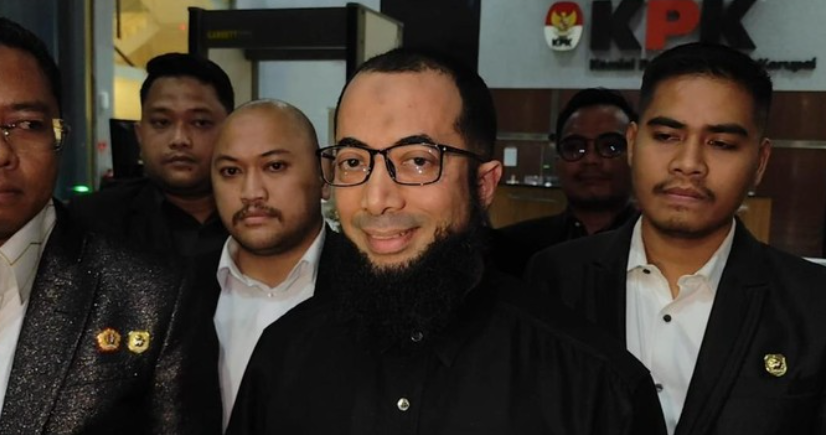 Khalid Basalamah Kembalikan uang ke KPK Terkait korupsi kuota haji 2024 Khalid Basalamah Kembalikan uang ke KPK Terkait korupsi kuota haji 2024