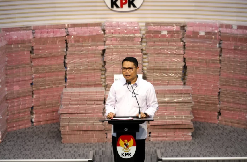 KPK Pertama Kali Pajang Uang Hasil Rampasan Rp 300 M