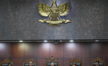 Minta Rakyat Dapat Pecat DPR, Mahasiswa Gugat MK