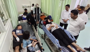 Dinkes Mojokerto Ungkap 261 Murid Diduga Keracunan MBG Dinkes Mojokerto Ungkap 261 Murid Diduga Keracunan MBG