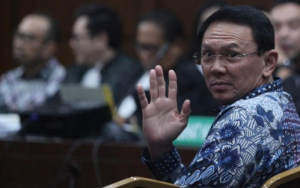 Soal Kasus Penyimpangan BBM, Ahok Tantang Jaksa Periksa Jokowi Soal Kasus Penyimpangan BBM, Ahok Tantang Jaksa Periksa Jokowi
