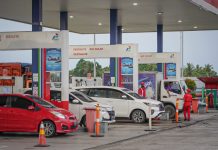 Bahlil Sebut BBM Industri Harganya Ikuti Harga Pasar: itu pasti orang mampu yang beli