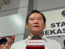 Dirut KAI Tegaskan Tutup Perlintasan Liar yang Tak Penuhi Syarat Home