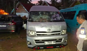 Polisi Ungkap Wisatawan Asal Surabaya yang diserang OTK di Pantai Wediawu Positif Narkoba Polisi Ungkap Wisatawan Asal Surabaya yang diserang OTK di Pantai Wediawu Positif Narkoba