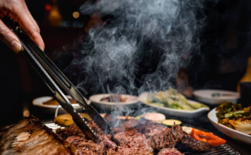 Barbeque Jadi Makan Malam Terakhir, 1 Keluarga Tewas di Dalam Glamping