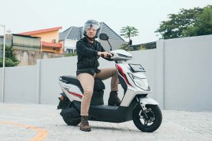 Insentif Motor Listrik Ditunda, Begini Kata Menko Perekonomian Airlangga Insentif Motor Listrik Ditunda, Begini Kata Menko Perekonomian Airlangga
