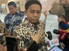 Raja Juli Buka Suara soal Amplop Putih: “Saya sudah kembalikan..” Home