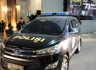 Geledah Brankas di Dinding Kafe de’Clan, Polisi Temukan Rp 60 Miliar Home
